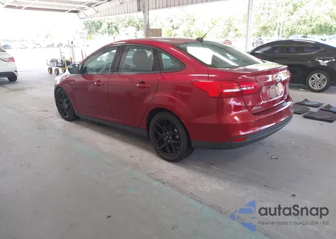 2016 Ford Focus Se z USA, uszkodzony, nr VIN 1FADP3F28GL356265